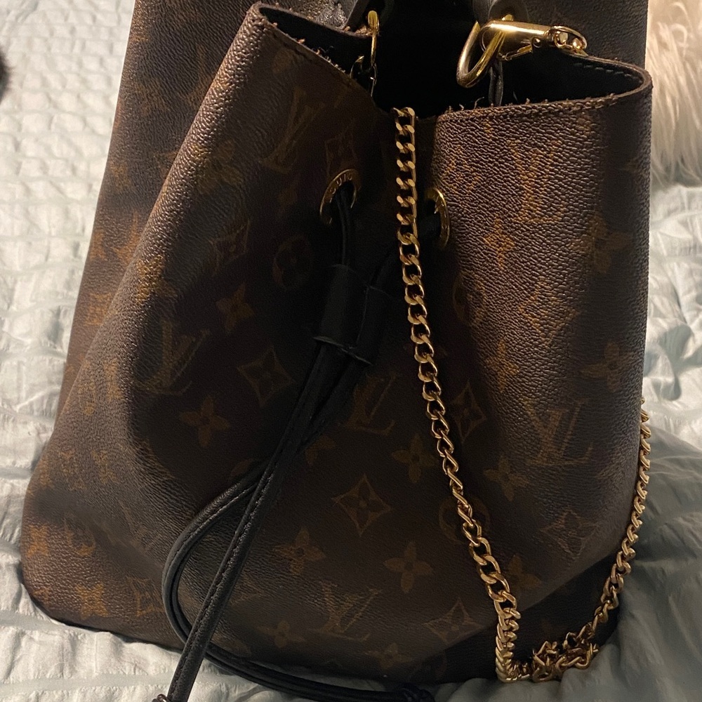 Elegant Brown Monogram Shoulder Bag with Gold Chain